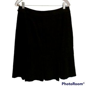 Black Skirt Knee Length w/Darts for Stylish Flare